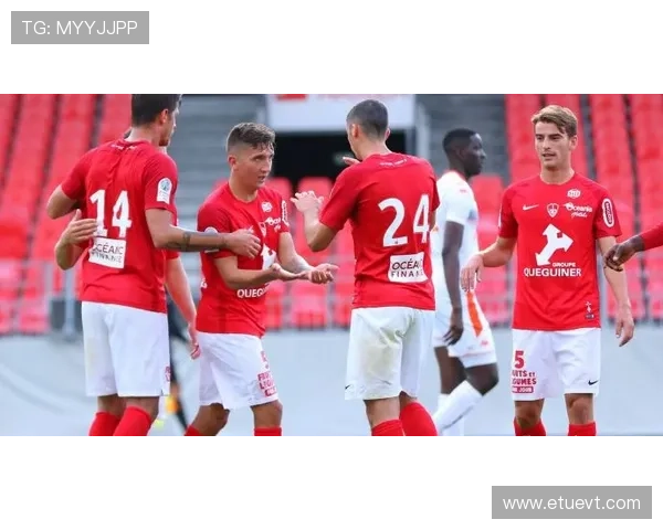 访问MK足球官网获取最新赛事资讯和专业比赛分析，掌握第一手足球动态